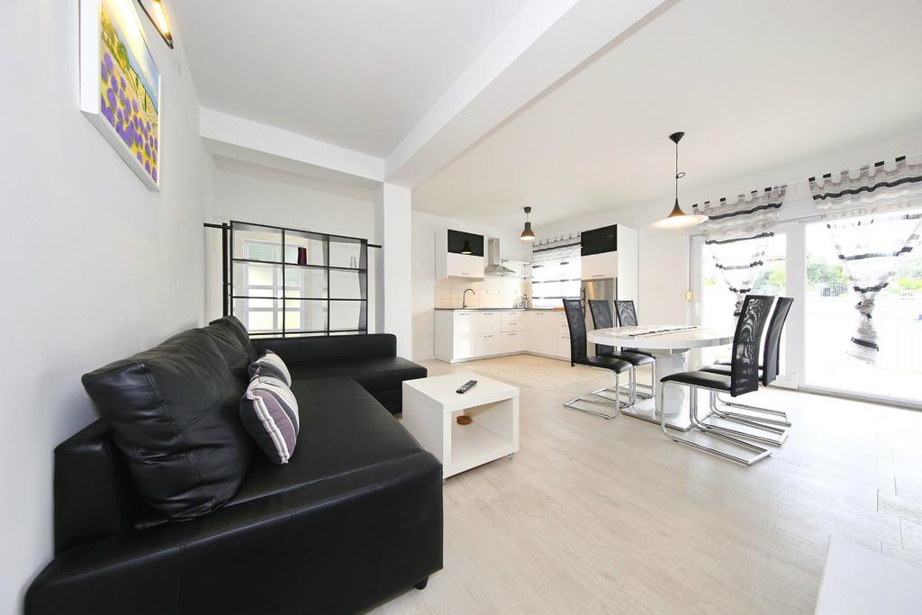 Apartments Matkovic 스베티필립아이자코브 외부 사진