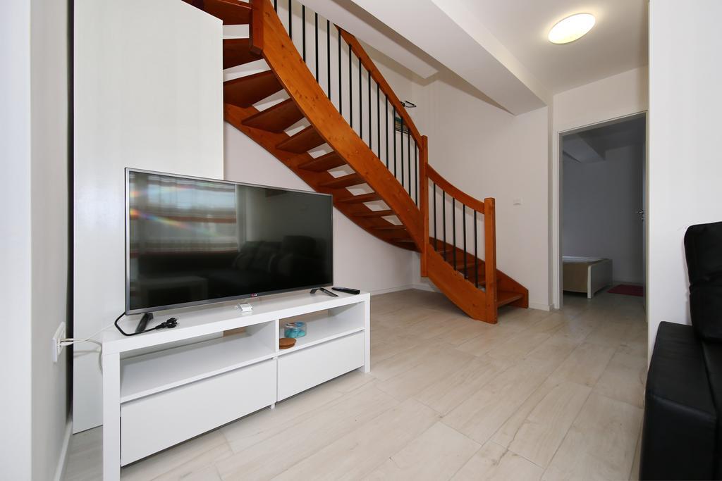 Apartments Matkovic 스베티필립아이자코브 외부 사진